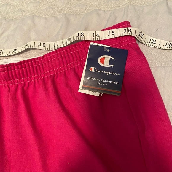 CHAMPION SHORTS - Picture 2 of 3